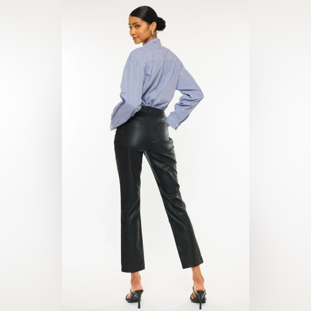 NWOT KanCan Faux Leather Cropped Straight Leg